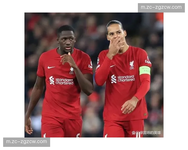 荷兰防守体系 范戴克领衔后防阿克德里赫特搭档